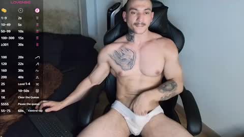 Snapshot of colombianmuscle8 chatting on February 2025 11:03:02 PM colombianmuscle8 online show from February 2025 11:03:02 PM