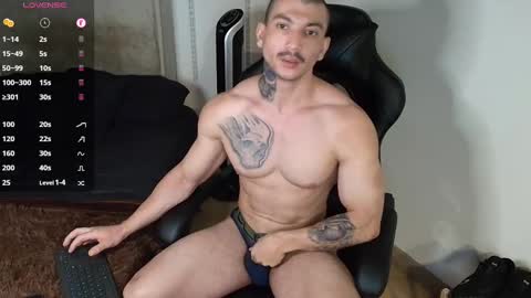 Snapshot of colombianmuscle8 chatting on February 2025 01:36:01 AM colombianmuscle8 online show from February 2025 01:36:01 AM