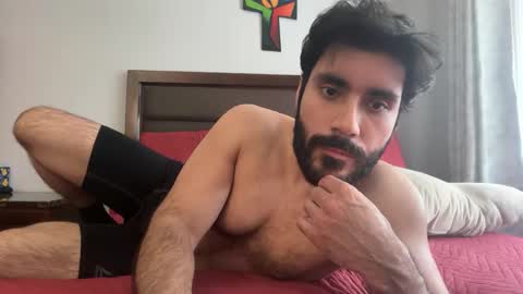 Snapshot of colombianstud94 chatting on February 2026 05:44:02 PM colombianstud94 online show from February 2026 05:44:02 PM