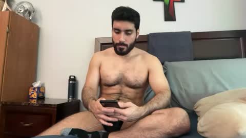 Snapshot of colombianstud94 chatting on June 2026 09:39:02 PM colombianstud94 online show from June 2026 09:39:02 PM
