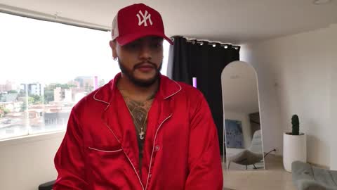 Jhoan online show from October 2025 09:21:02 PM