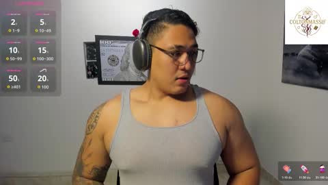 coltonmassif_ online show from November 2025 03:29:02 AM