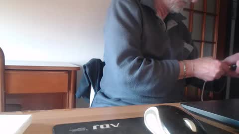 comemivuoi2 online show from March 2026 05:44:02 AM