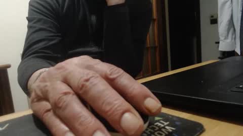 comemivuoi2 online show from April 2026 07:33:02 PM