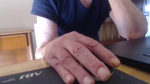 comemivuoi2 online show from April 2026 06:47:01 AM