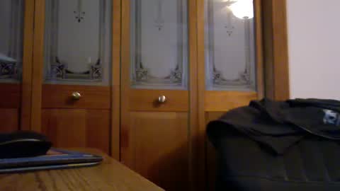 comesinaquart online show from March 2026 12:40:01 PM