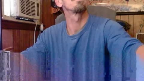 Snapshot of comic_king27 chatting on November 2025 09:28:01 PM Nelson or ComicKing and sometime Peachy143 online show from November 2025 09:28:01 PM