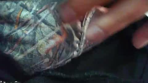 Snapshot of comox1961 chatting on November 2025 06:23:01 AM comox online show from November 2025 06:23:01 AM