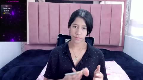 C O N N I E online show from December 2025 08:14:01 PM