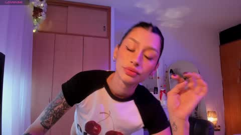 connie    online show from December 2024 01:18:01 PM