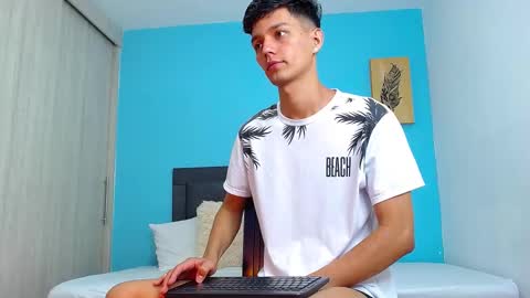 Snapshot of connor_garrett chatting on March 2025 09:40:02 PM Connor online show from March 2025 09:40:02 PM