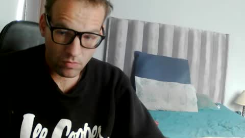 cookiecandyx online show from June 2026 10:18:02 AM