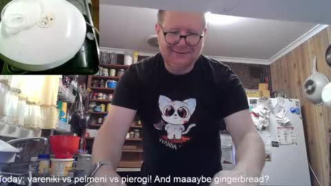 Snapshot of cookieliquor chatting on February 2025 07:41:01 AM Cookie - I do cooking streams occasionally. Next stream online show from February 2025 07:41:01 AM