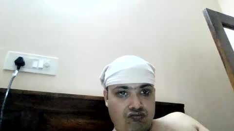 Cool Breeze09 online show from May 2026 05:03:01 AM
