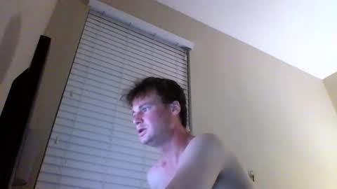 Snapshot of cooldude122222 chatting on February 2025 02:31:01 AM cooldude122222 online show from February 2025 02:31:01 AM