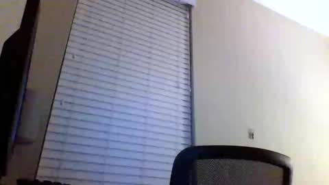 Snapshot of cooldude122222 chatting on March 2025 06:37:02 AM cooldude122222 online show from March 2025 06:37:02 AM