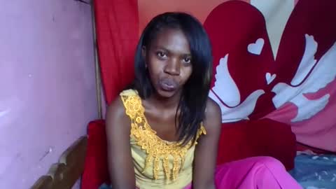 coquine_lara online show from May 2026 02:09:02 AM