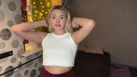 Anny online show from April 2026 04:34:01 PM