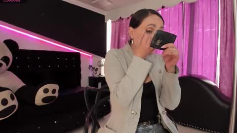 Coral  online show from February 2026 12:33:01 PM