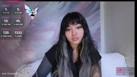 Snapshot of coralie20 chatting on November 2025 09:53:02 AM coralie20 online show from November 2025 09:53:02 AM