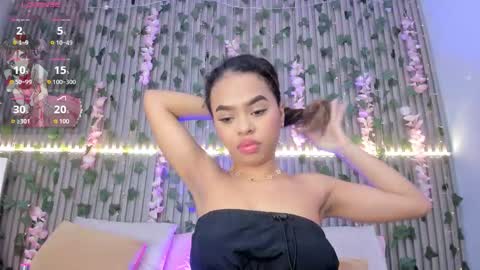 Snapshot of coralineross_ chatting on November 2025 10:58:02 AM coralineross_ online show from November 2025 10:58:02 AM