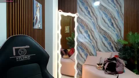 corall_tay1 online show from April 2026 11:36:01 AM