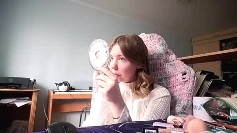 Elvi online show from June 2026 09:48:02 AM
