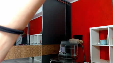 Snapshot of corinnefelicity chatting on December 2025 07:02:02 AM Glorya online show from December 2025 07:02:02 AM