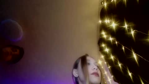 Snapshot of corn_404 chatting on December 2024 01:33:01 PM Nata and Raf online show from December 2024 01:33:01 PM