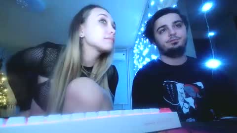 Snapshot of corn_404 chatting on January 2025 05:00:02 PM Nata and Raf online show from January 2025 05:00:02 PM