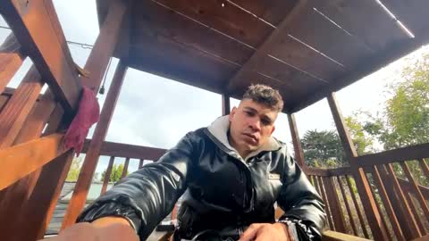 Snapshot of coronelking chatting on January 2025 10:13:01 PM coronelking online show from January 2025 10:13:01 PM