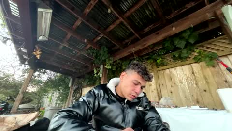 Snapshot of coronelking chatting on January 2025 12:59:02 AM coronelking online show from January 2025 12:59:02 AM