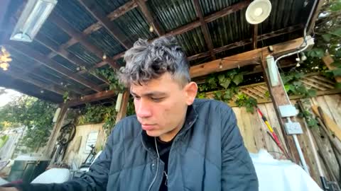 Snapshot of coronelking chatting on January 2025 11:07:01 PM coronelking online show from January 2025 11:07:01 PM