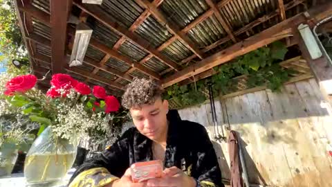 Snapshot of coronelking chatting on October 2025 04:09:02 PM coronelking online show from October 2025 04:09:02 PM