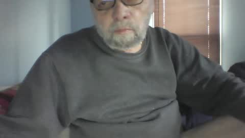 coryp online show from December 2024 06:06:02 PM