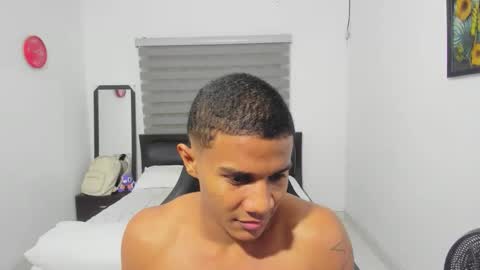 Ethan  online show from April 2026 01:05:02 AM