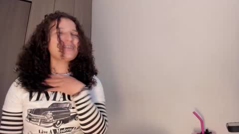 Snapshot of cositarika__ chatting on October 2025 02:48:01 PM Lunita online show from October 2025 02:48:01 PM