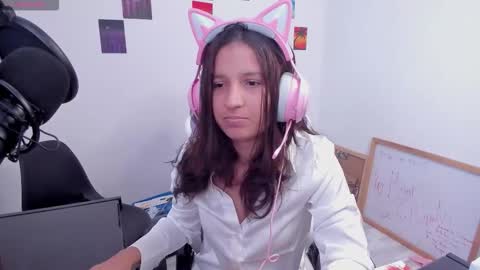 Snapshot of cositarika__ chatting on February 2026 02:04:02 PM Lunita online show from February 2026 02:04:02 PM