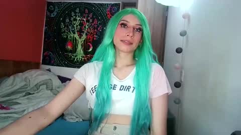 cosmic_crystal online show from February 2025 08:14:02 PM