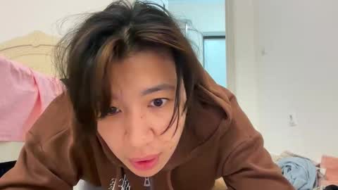 Snapshot of cosmo_pussy chatting on October 2025 05:15:02 PM Lina online show from October 2025 05:15:02 PM