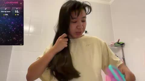 Snapshot of cosmo_pussy chatting on November 2025 07:55:02 AM Lina online show from November 2025 07:55:02 AM