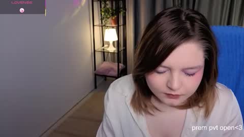 Snapshot of countessbelle chatting on January 2026 10:01:01 PM KITTY online show from January 2026 10:01:01 PM