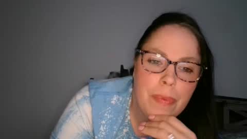 Snapshot of countrylovin2018 chatting on January 2025 01:19:01 AM Fallen Angel 21 online show from January 2025 01:19:01 AM