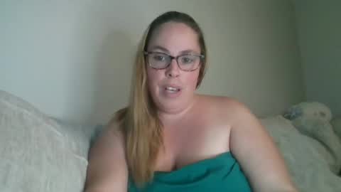 Snapshot of countrylovin2018 chatting on October 2025 07:03:01 PM Fallen Angel 21 online show from October 2025 07:03:01 PM