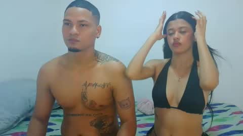 Snapshot of couple777sexy chatting on October 2025 07:35:02 PM Andri online show from October 2025 07:35:02 PM