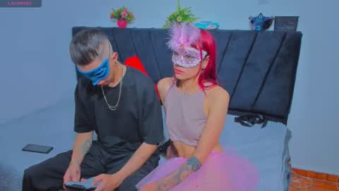 couple_2533 online show from November 2025 11:01:02 AM