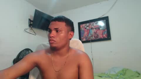 couple_hot0240129 online show from November 2025 03:11:01 PM