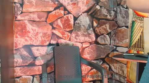 MIA LIZ AND SAM online show from December 2024 06:36:01 AM