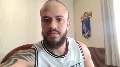 Snapshot of couplehot1515 chatting on October 2025 02:34:01 PM couplehot1515 online show from October 2025 02:34:01 PM