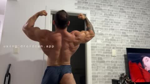 couplemuscle40 online show from January 2026 12:49:02 AM